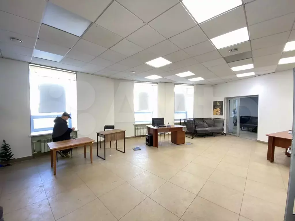 Кгн, Красина 77, 140 м Аренда - Фото 1
