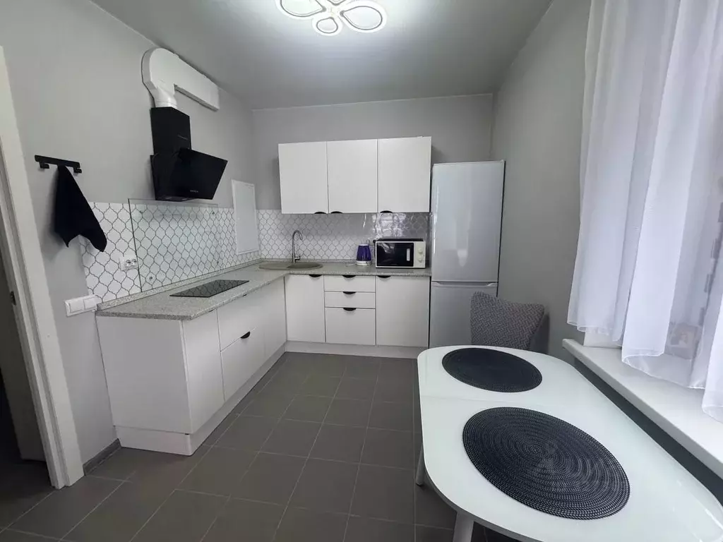 2-к кв. Московская область, Люберцы городской округ, Томилино пгт, ... - Фото 1