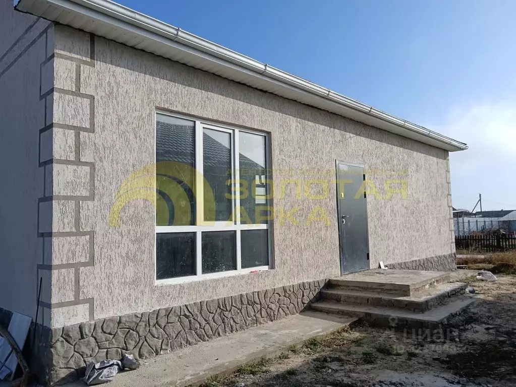 Дом в Краснодарский край, Темрюкский район, Старотитаровское с/пос, ... - Фото 2