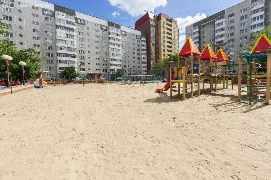 2-комнатная квартира: Тюмень, улица Пермякова, 74 (65.6 м) - Фото 1