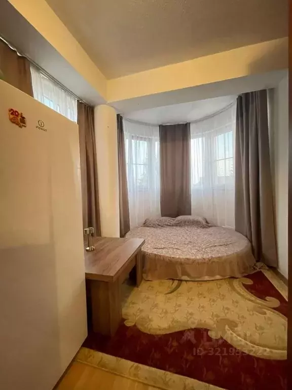 2-к кв. Калужская область, Малоярославец ул. Российских Газовиков, 11 ... - Фото 1