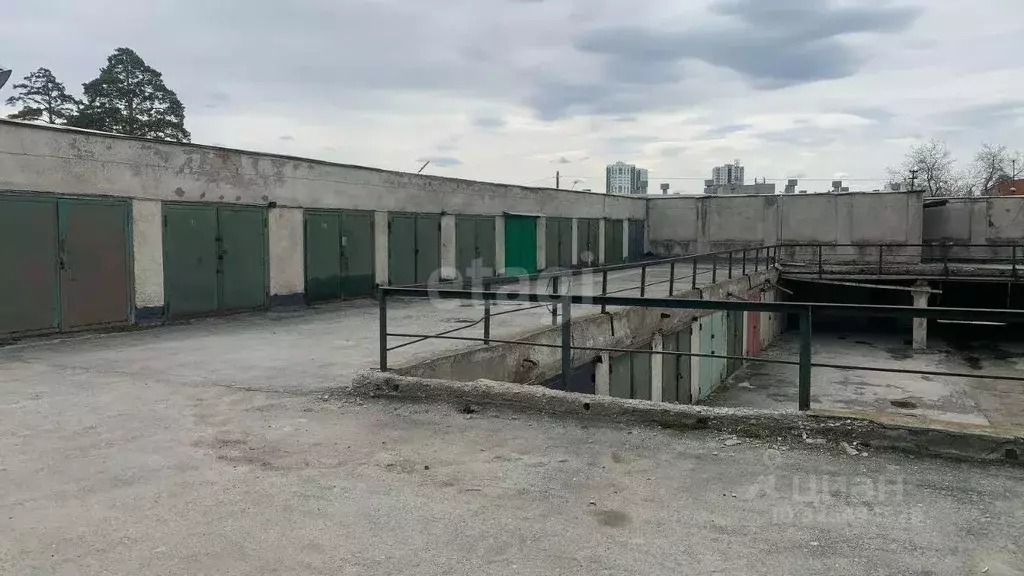 Гараж в Свердловская область, Екатеринбург Вторчермет жилрайон, ул. ... - Фото 1