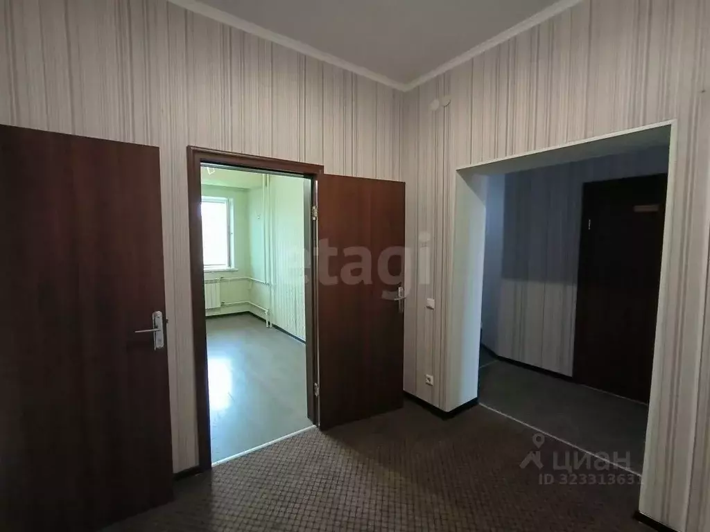 Помещение свободного назначения в Ямало-Ненецкий АО, Тарко-Сале ... - Фото 2