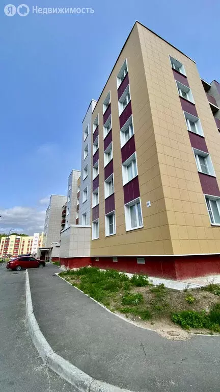 3-комнатная квартира: Новодвинск, улица Добровольского, 7 (83 м) - Фото 0
