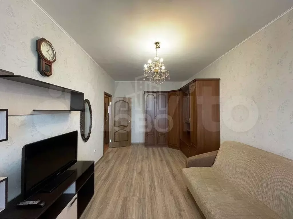 1-к. квартира, 38 м, 7/16 эт. - Фото 1