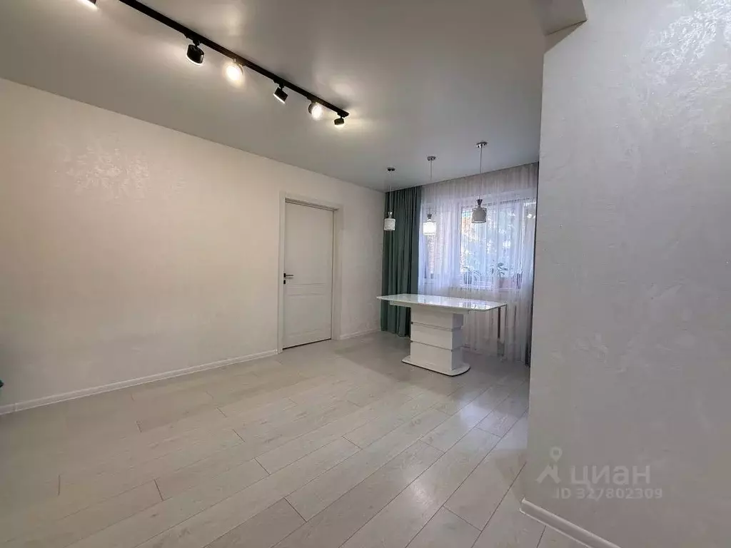 2-к кв. Татарстан, Казань ул. Космонавтов, 11а (46.1 м) - Фото 2