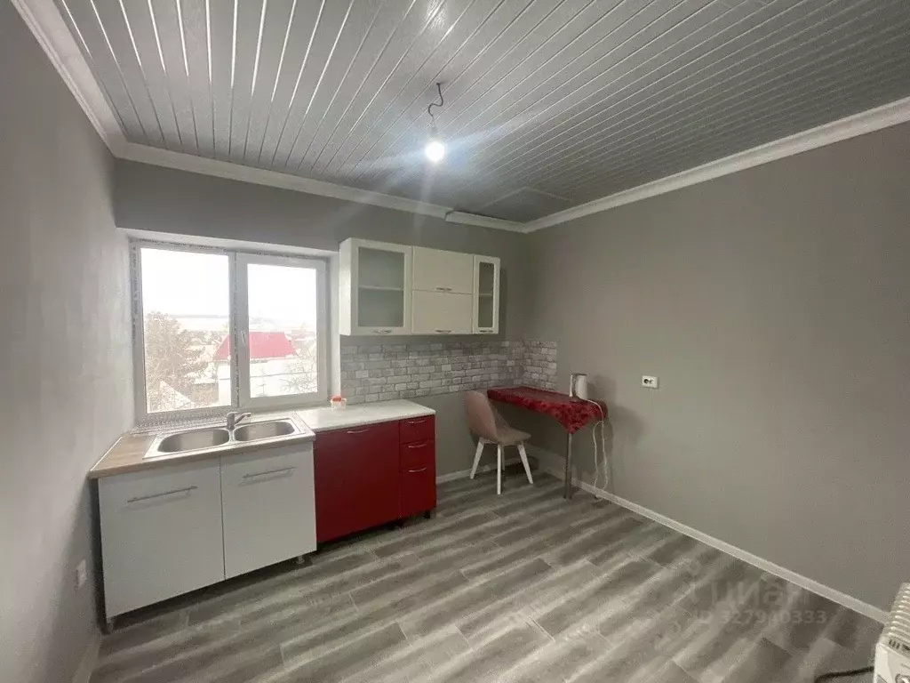 Комната Свердловская область, Екатеринбург ул. Войкова, 156 (17.0 м) - Фото 1