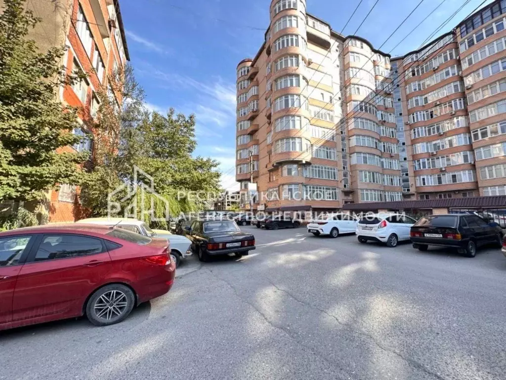 3-к кв. Дагестан, Махачкала ул. Гапцахская, 5 (80.0 м) - Фото 0