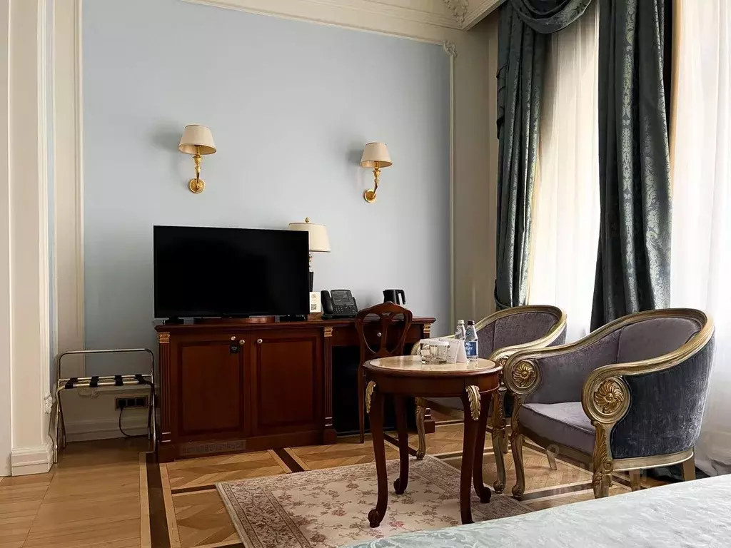 Комната Москва ул. Рождественка, 3/6С1 (34.0 м) - Фото 1