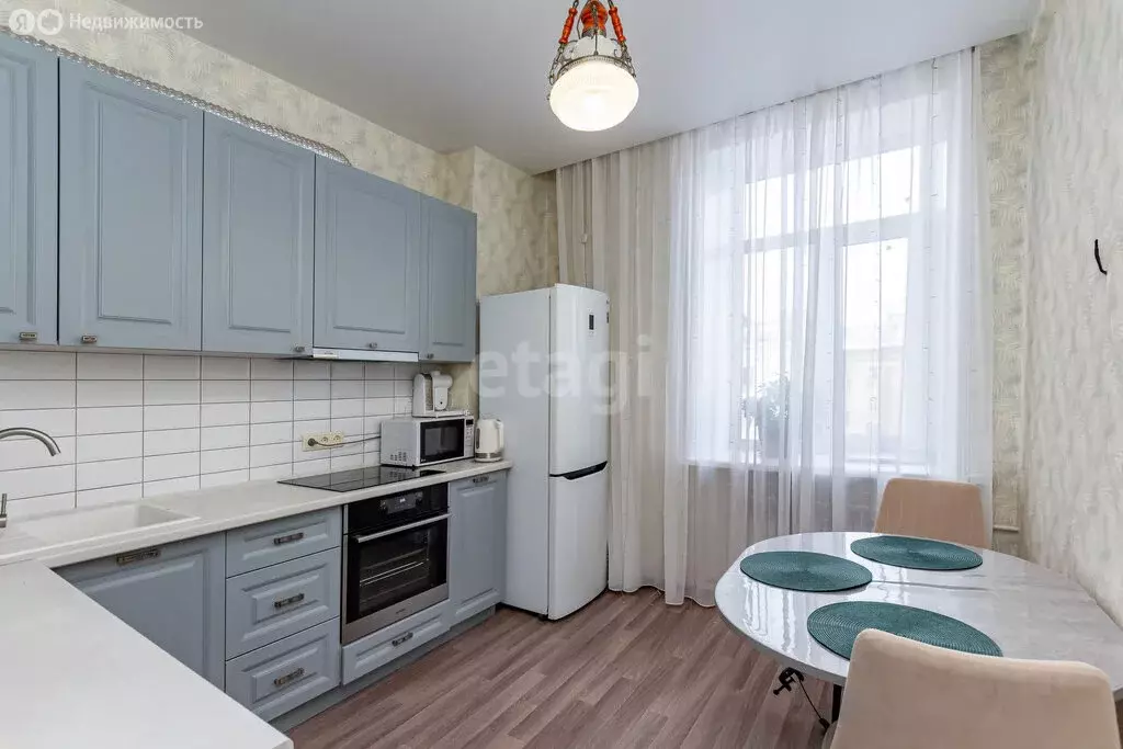 2-комнатная квартира: Барнаул, проспект Ленина, 58 (56 м) - Фото 0
