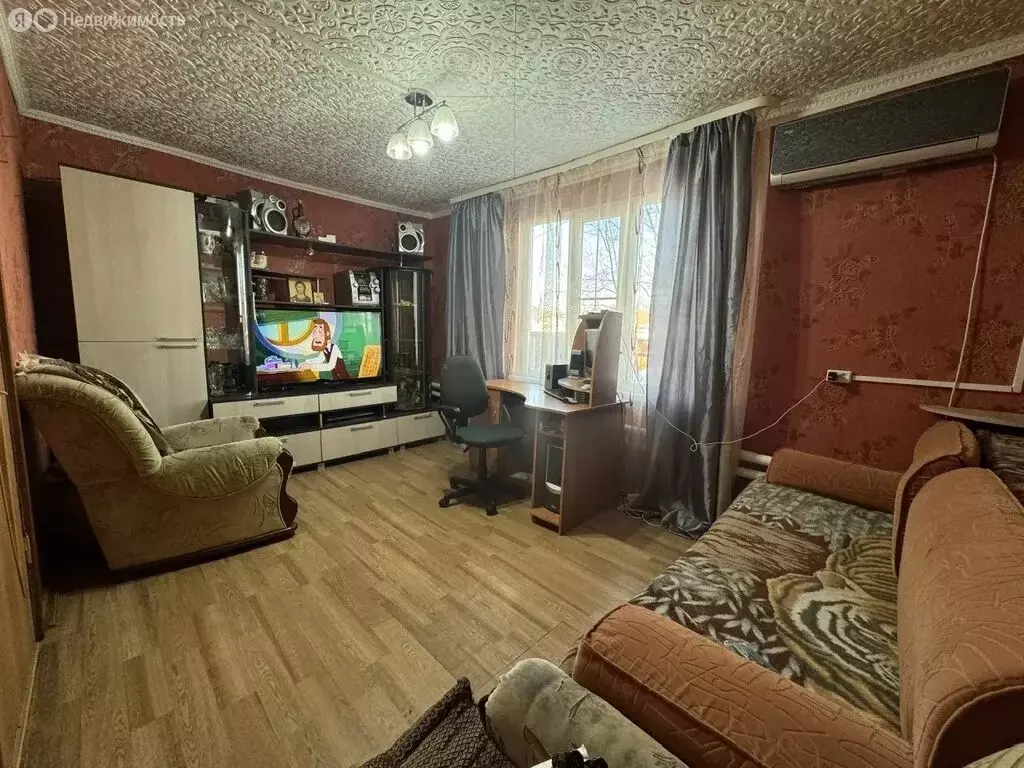 Дом в Жирновский район, рабочий посёлок Красный Яр, улица ... - Фото 1