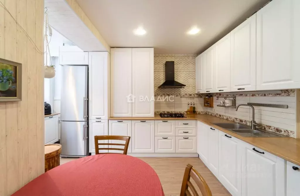 3-к кв. Карелия, Петрозаводск проезд Дивизионный, 1 (76.0 м) - Фото 1
