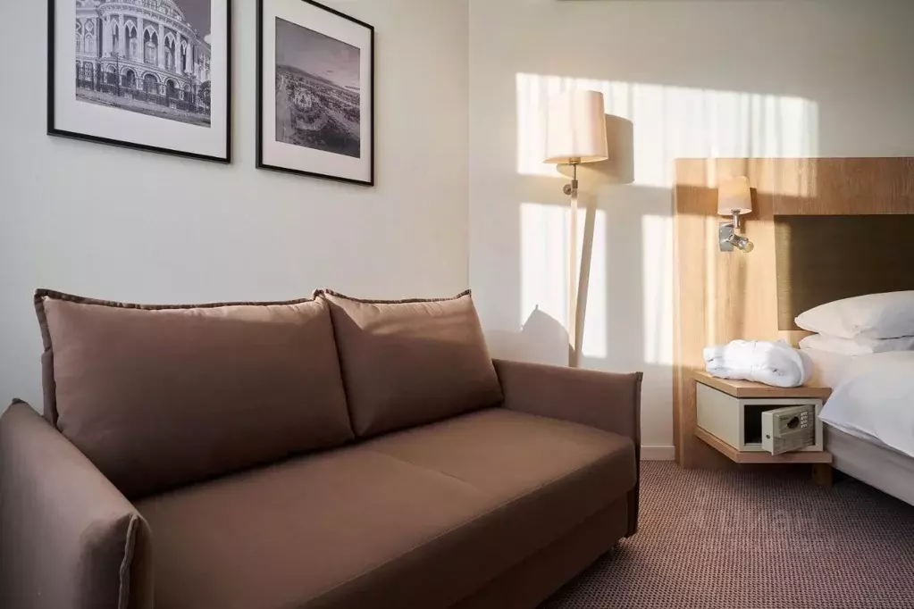 Комната Свердловская область, Екатеринбург ул. Мамина-Сибиряка, 98 ... - Фото 2