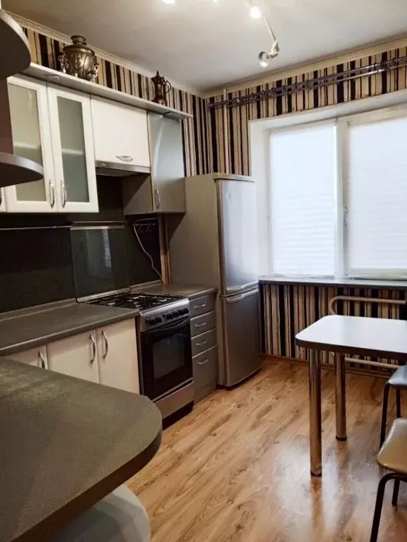 3-к кв. Белгородская область, Белгород ул. Королева, 4 (59.8 м) - Фото 1