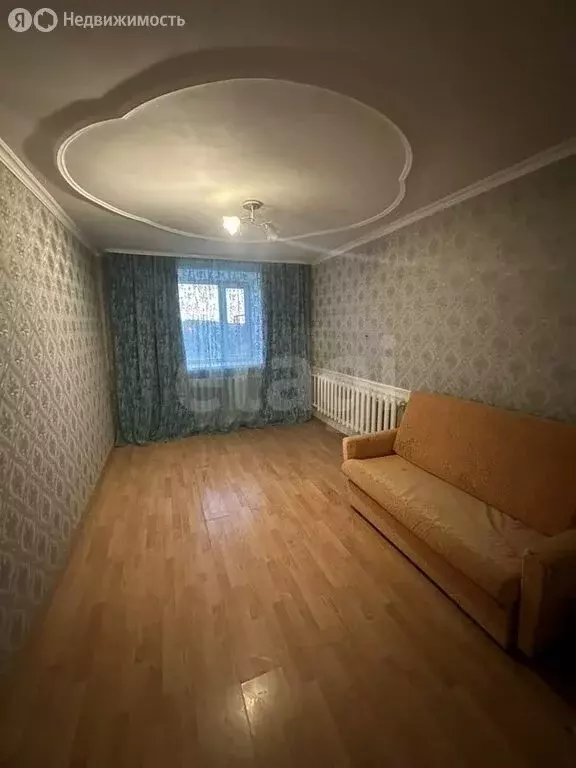 3-комнатная квартира: Заводоуковск, улица Свободы, 12 (75 м) - Фото 1