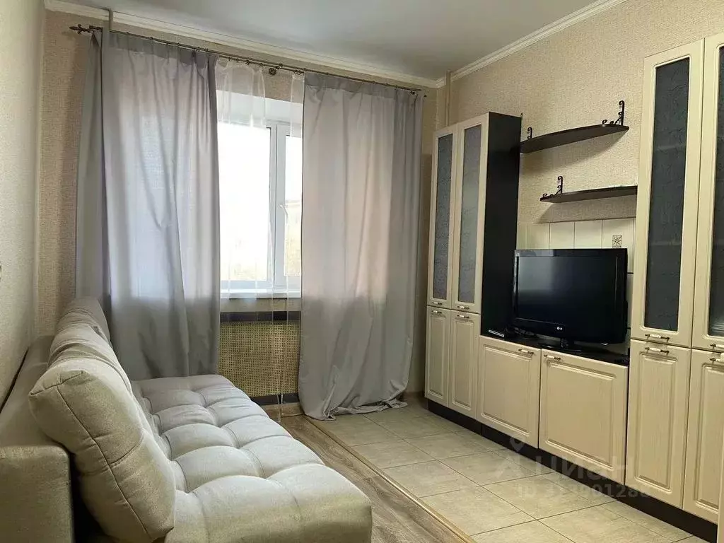 2-к кв. Татарстан, Казань ул. Зинина, 34 (80.0 м) - Фото 1