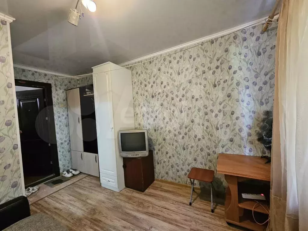 Комната 10 м в 1-к., 1/5 эт. - Фото 1