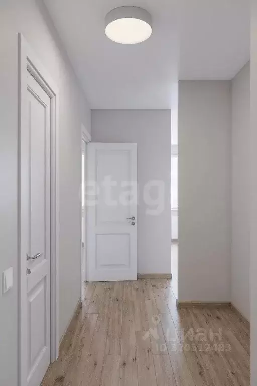 2-к кв. Приморский край, Владивосток ул. Нейбута, 137 (42.4 м) - Фото 0