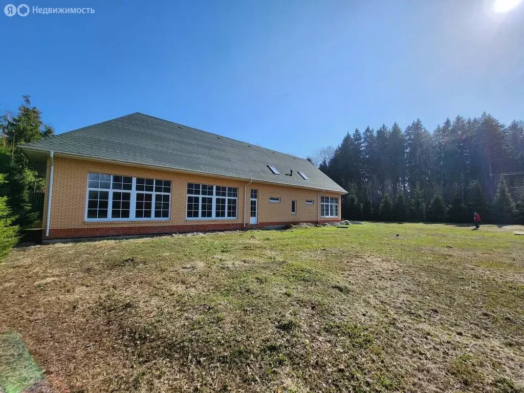 Дом в посёлок городского типа Селятино, Подлесная улица (350 м) - Фото 2