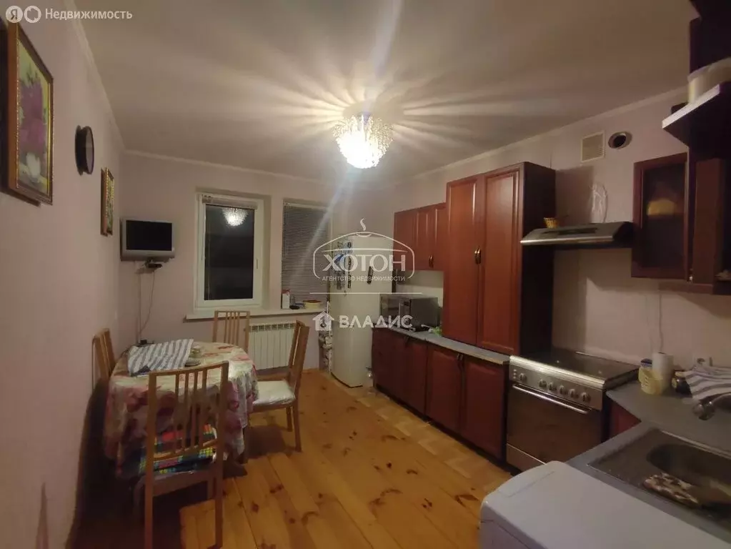 2-комнатная квартира: Элиста, улица Губаревича, 9с2 (72 м) - Фото 2