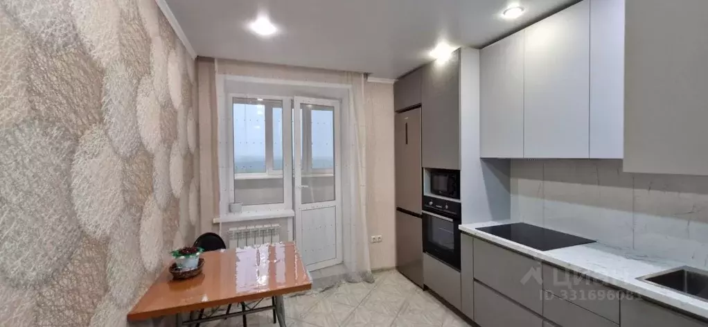1-к кв. Брянская область, Брянск ул. Есенина, 22 (38.2 м) - Фото 1