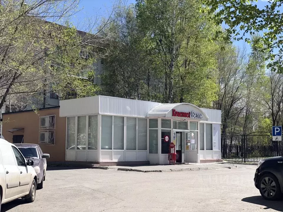 Торговая площадь в Тюменская область, Тюмень ул. Воровского, 27с1 (113 ... - Фото 1