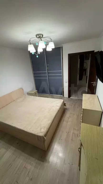 Комната 12 м в 3-к., 5/6 эт. - Фото 1