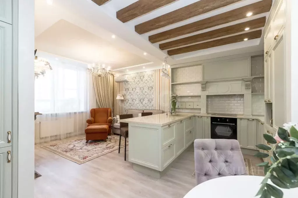 3-к кв. Тюменская область, Тюмень ул. Газовиков, 77 (87.7 м) - Фото 1