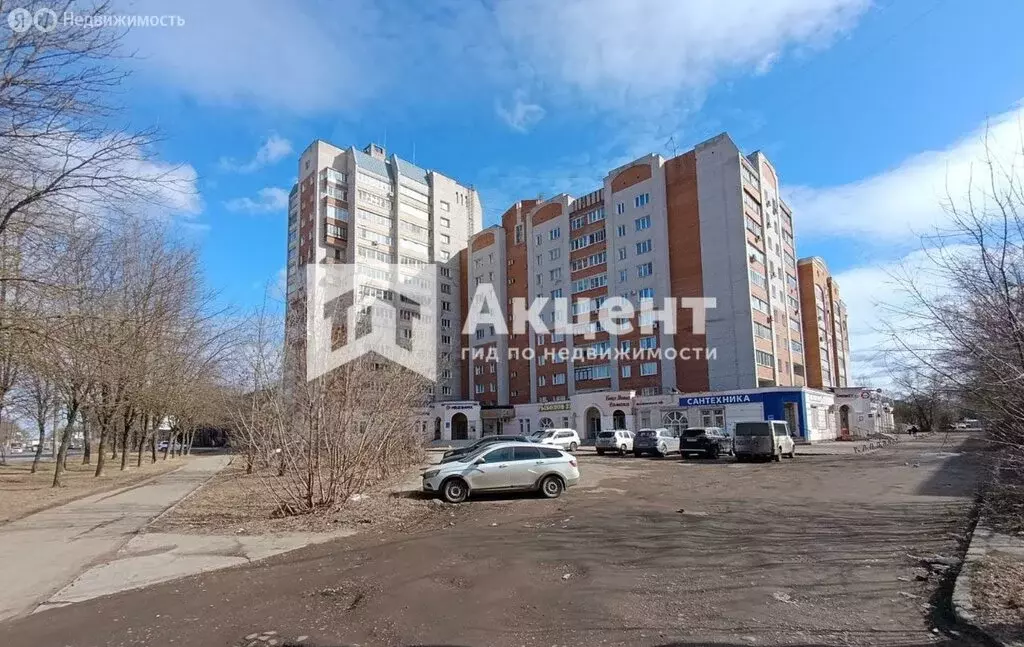 3-комнатная квартира: Иваново, проспект Строителей, 68А (70 м) - Фото 0