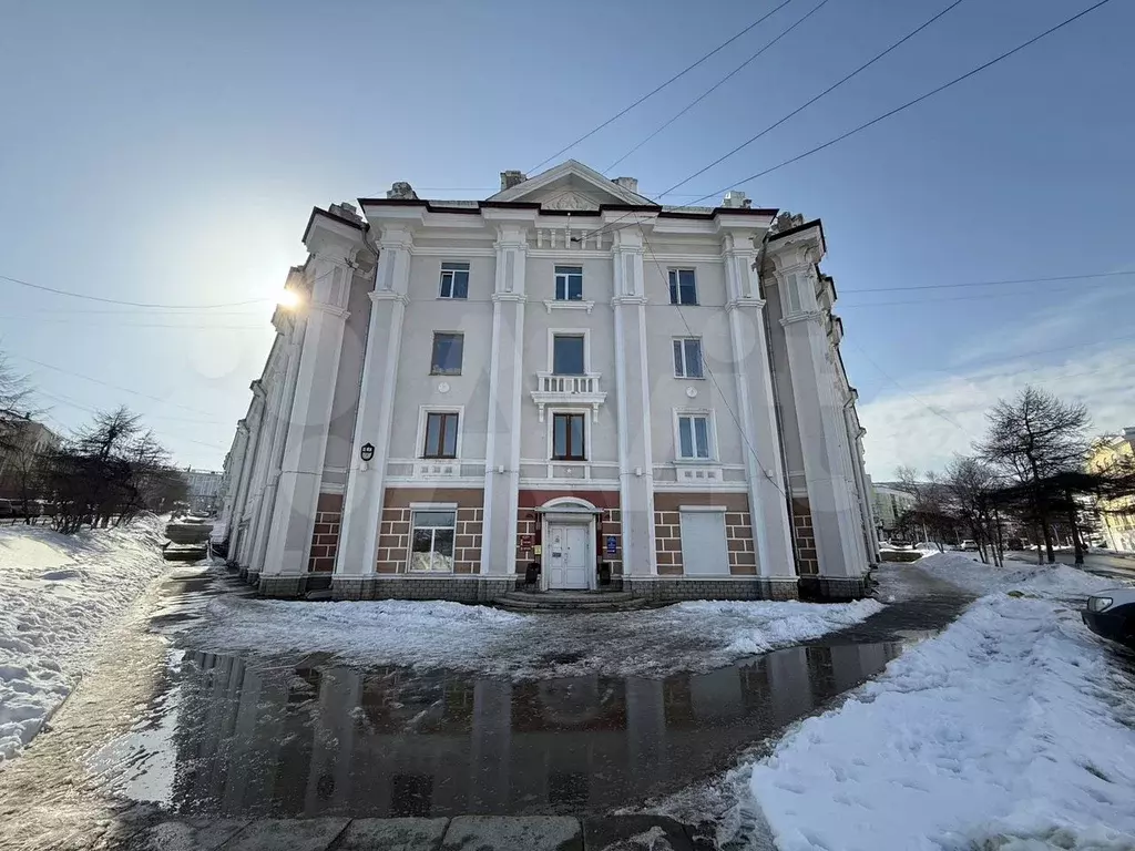 Комната 45,1 м в 4-к., 3/3 эт. - Фото 0