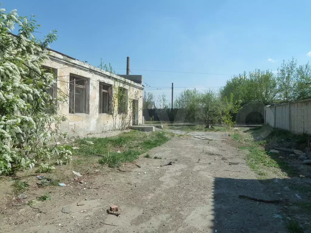 Земельный участок с объектами недвижимости - Фото 0