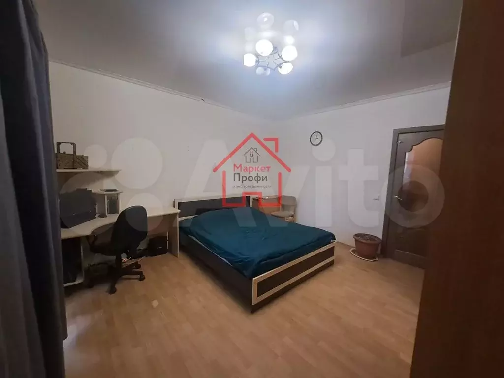 2-к. квартира, 60 м, 1/9 эт. - Фото 1