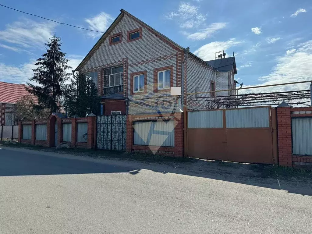 Дом в Белгородская область, Старооскольский городской округ, с. ... - Фото 2