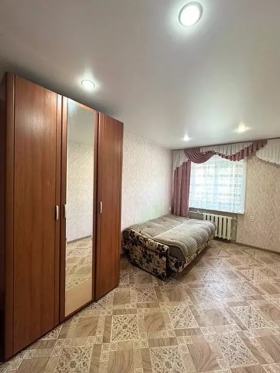 Комната Псковская область, Псков ул. Гагарина, 13 (14.0 м) - Фото 1