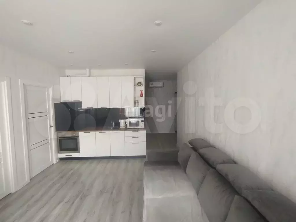 2-к. квартира, 60 м, 15/25 эт. - Фото 1
