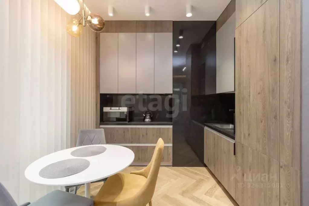 1-к кв. Тюменская область, Тюмень Первомайская ул., 1А (53.9 м) - Фото 1