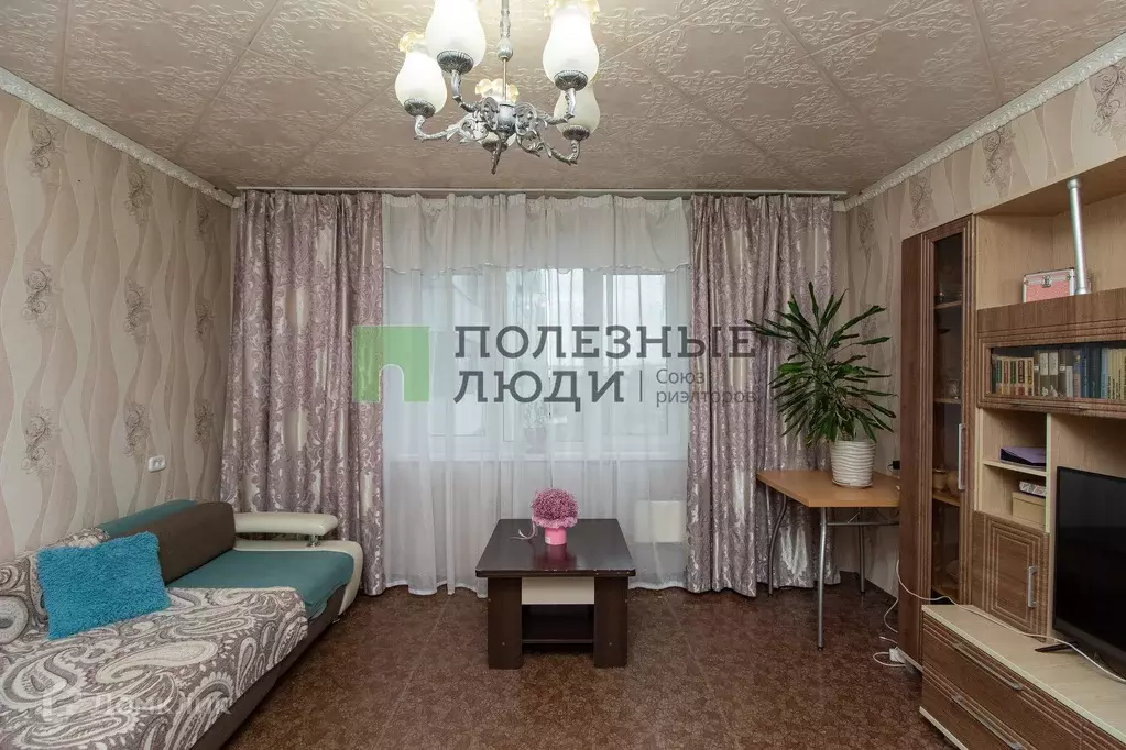 Продаётся 4-к квартира, 81.6 м - Фото 1
