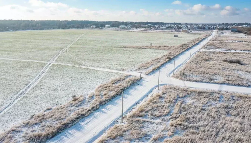 Участок в Ленинградская область, Тосненский район, Федоровское ... - Фото 1