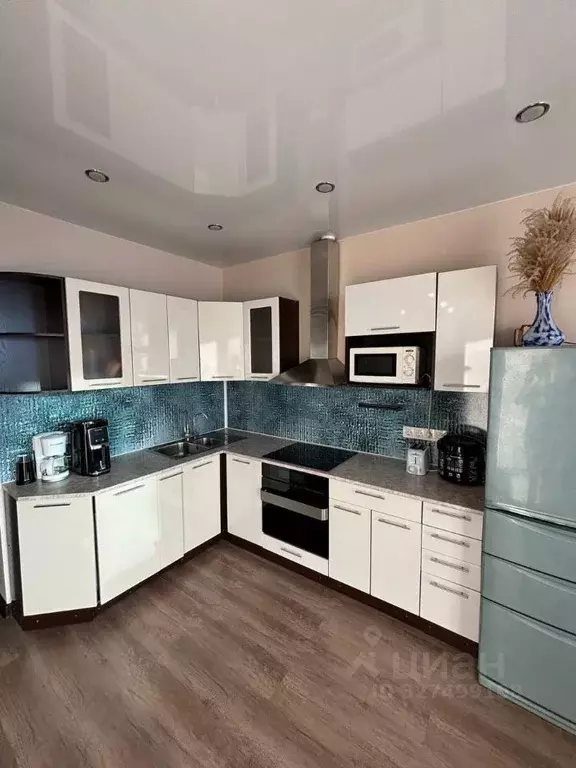 2-к кв. Приморский край, Владивосток 71-й мкр, ул. Ватутина, 4Ж (46.0 ... - Фото 1