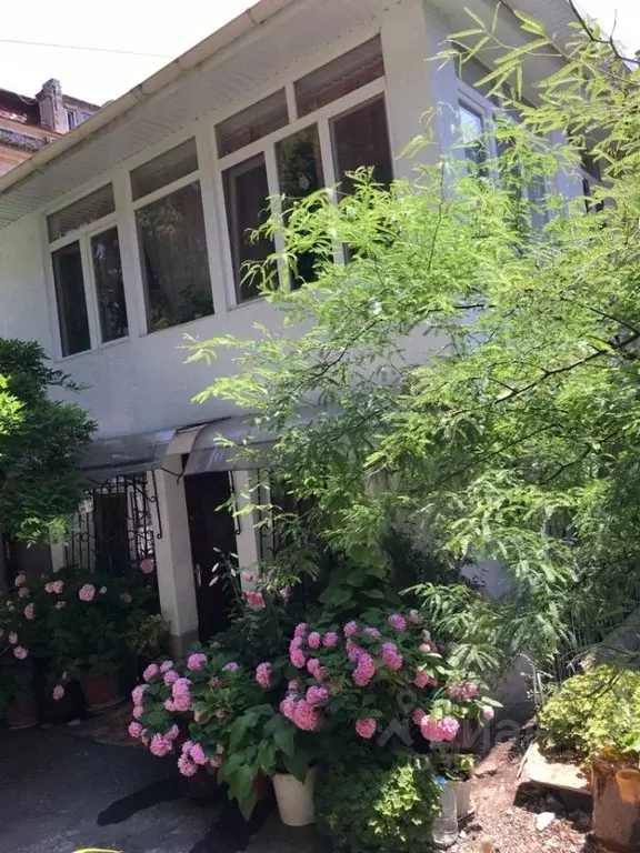 2-к кв. Крым, Ялта ул. Морская, 10 (52.0 м) - Фото 2