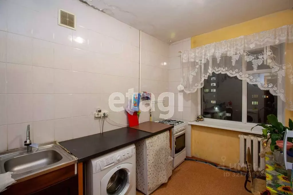 Комната Ямало-Ненецкий АО, Новый Уренгой ул. 26-го съезда КПСС, 10 ... - Фото 1