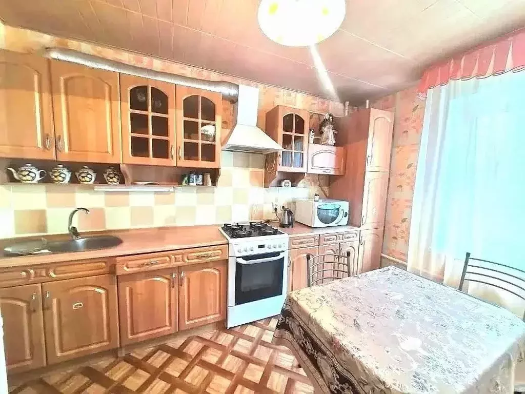 2-к кв. Краснодарский край, Ейск ул. Калинина (68.0 м) - Фото 1