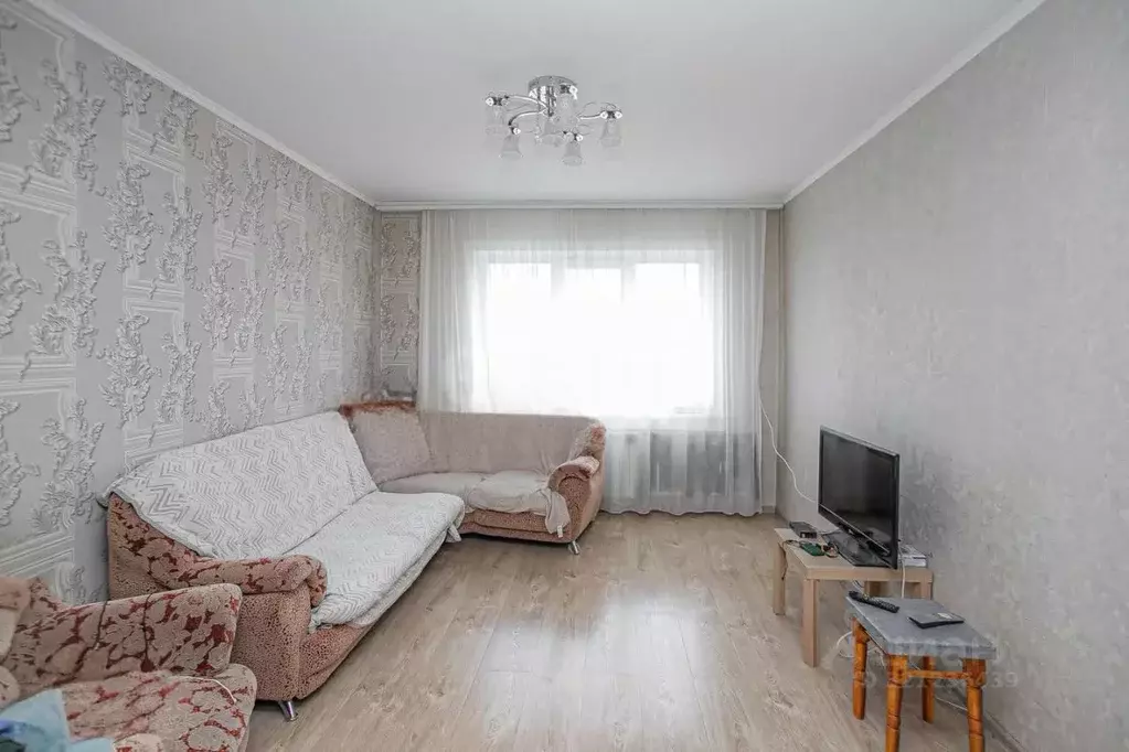 3-к кв. Новосибирская область, Искитимский район, Линево городское ... - Фото 0