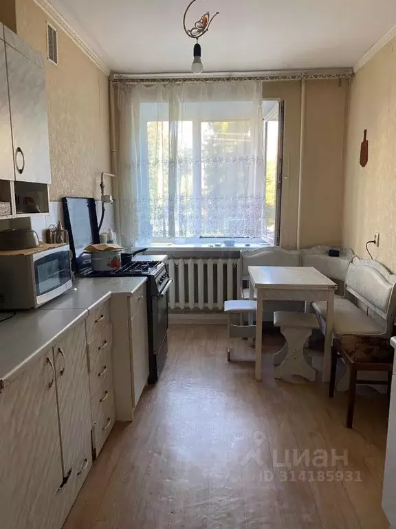 3-к кв. Орловская область, Мценск Коммаш мкр, 1 (65.5 м) - Фото 1