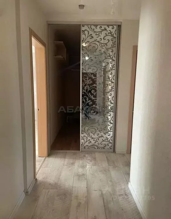 2-к кв. Красноярский край, Красноярск ул. Авиаторов, 66 (82.0 м) - Фото 2