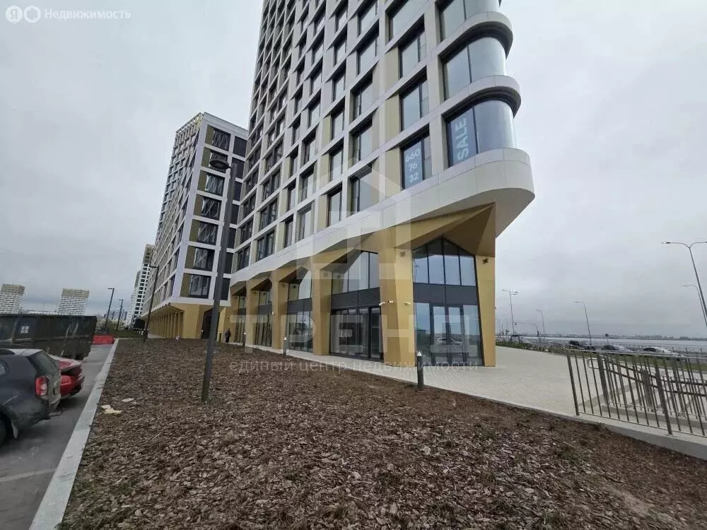 3-комнатная квартира: Санкт-Петербург, улица Челюскина, 10 (100.9 м) - Фото 2