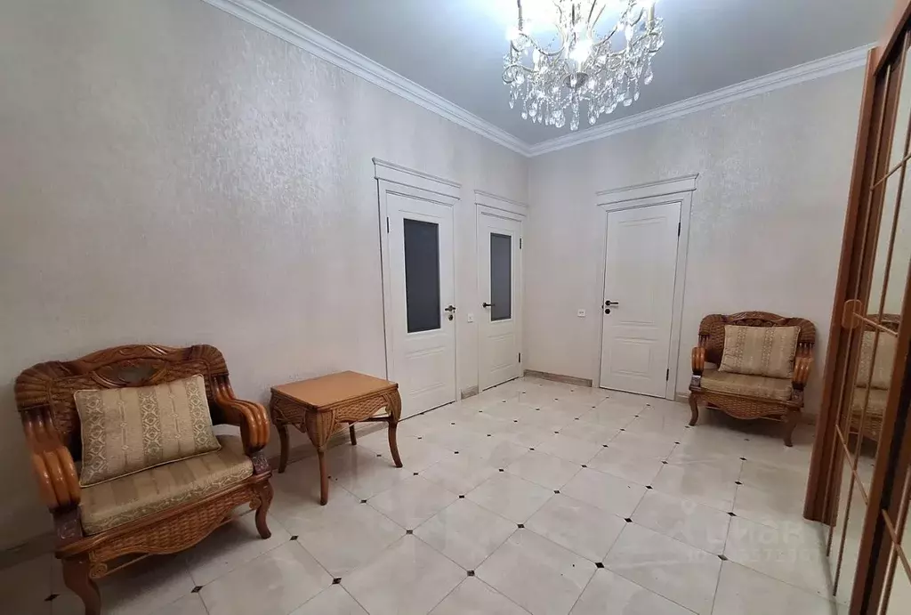 2-к кв. Кабардино-Балкария, Нальчик Балкарская ул., 22 (68.0 м) - Фото 1