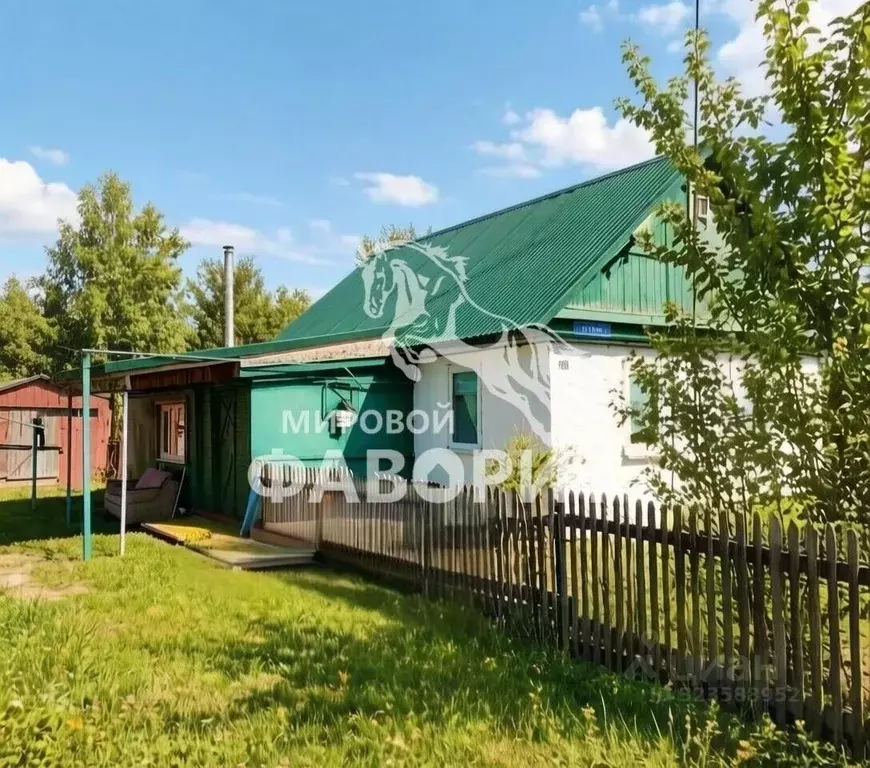 Дом в Оренбургская область, Беляевский район, Крючковский сельсовет, ... - Фото 1