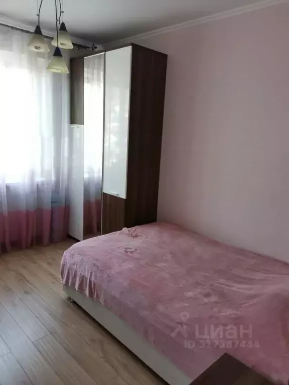3-к кв. Ростовская область, Ростов-на-Дону Вятская ул., 112/1 (64.0 м) - Фото 0
