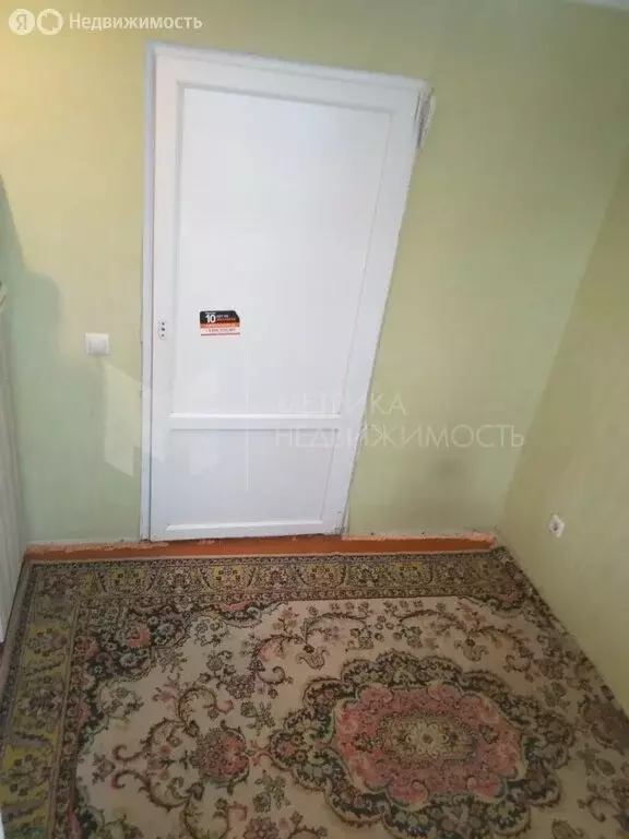 1-комнатная квартира: Тюмень, улица Бабарынка, 20А (30 м) - Фото 1